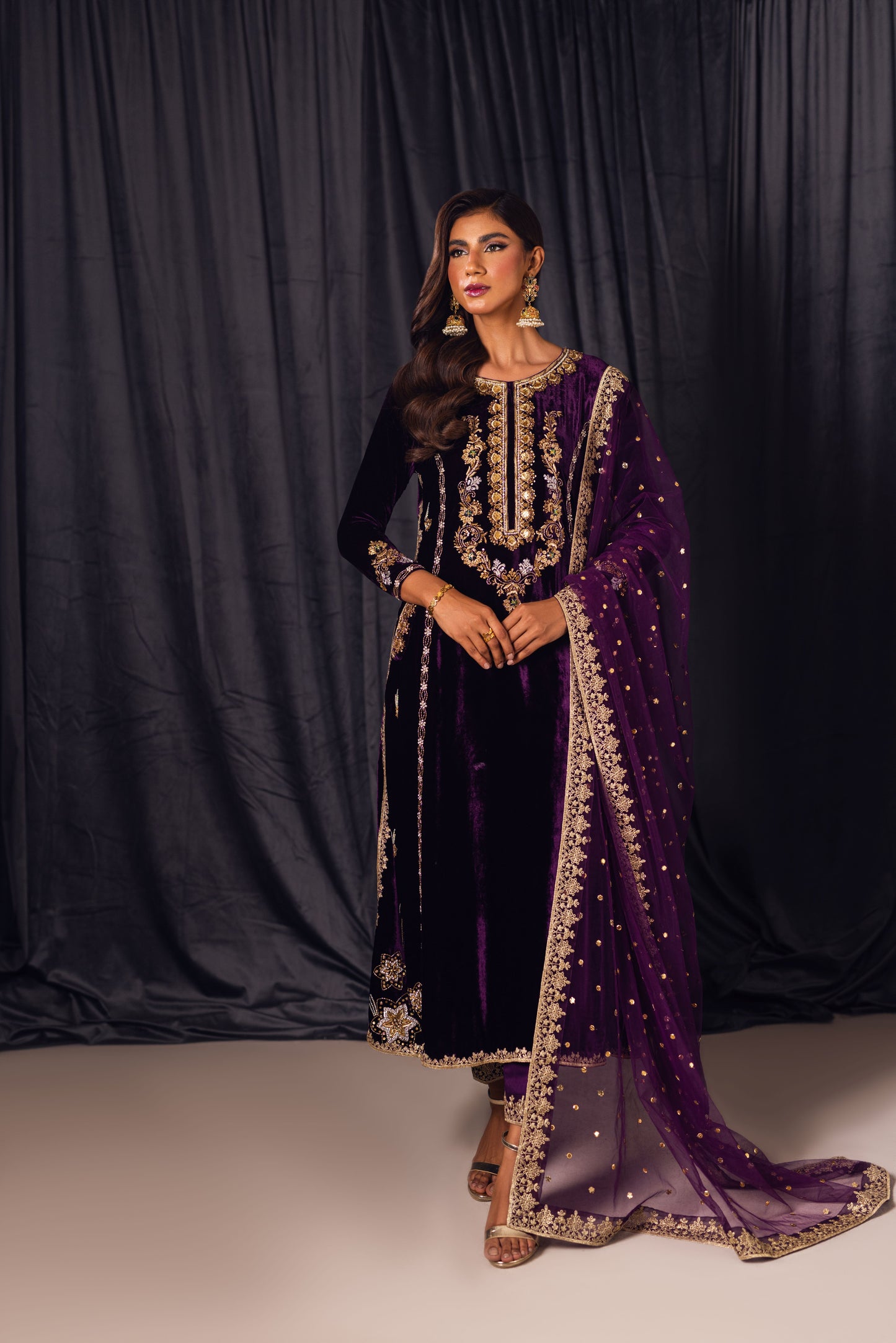 Inaya Velvet Shirt and Dupatta