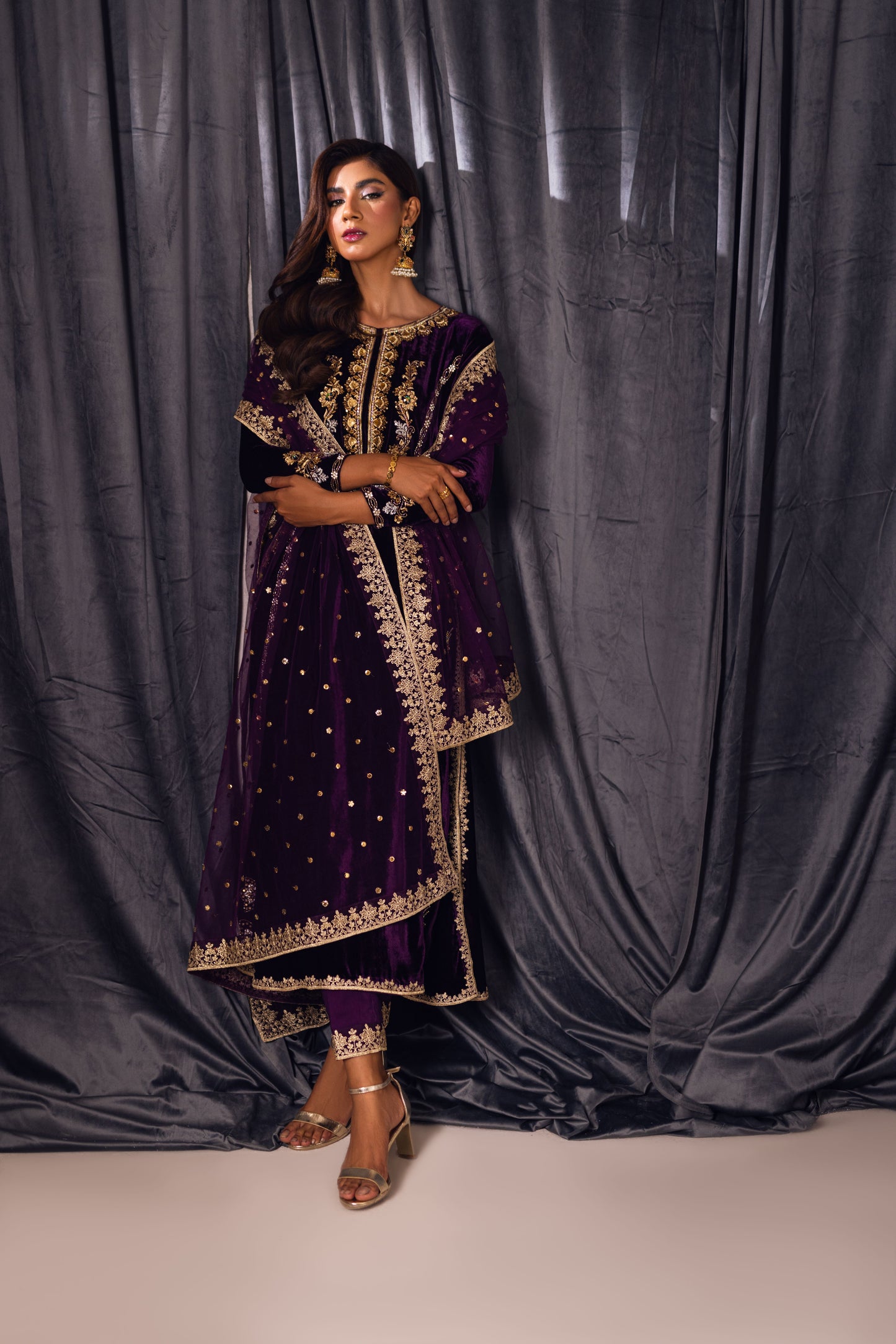 Inaya Velvet Shirt and Dupatta